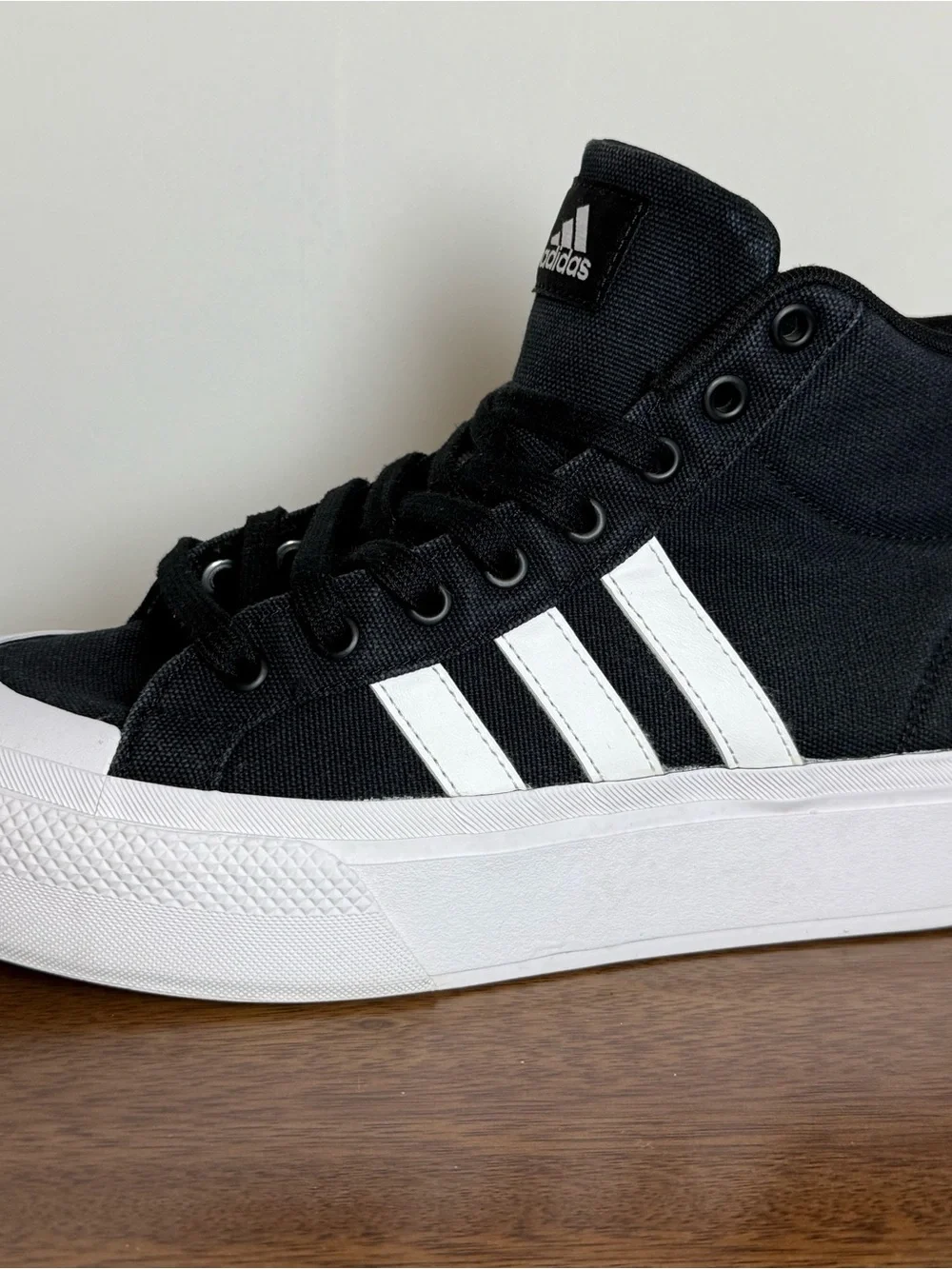 Adidas Bravada 2.0 Platform Mid Black White High Top Sneakers Women’s Size 8